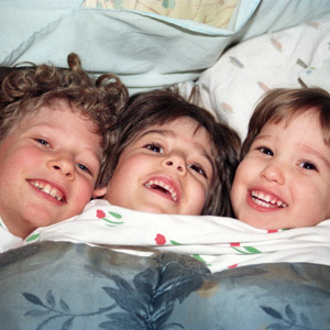 kids, bedtime, siblings, sleep